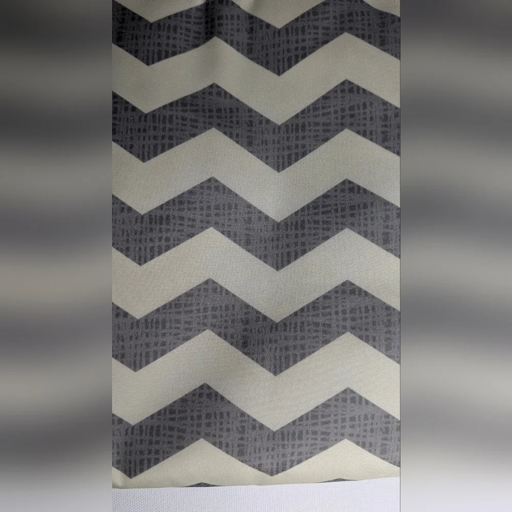 Tender Kisses NEW Grey Chevron Print Diaper Bag Changing Pad Pockets - Picture 12 of 15